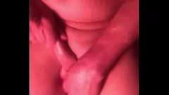play Amador quente usando vibrador para masturbação solo áspera
