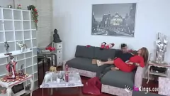 play Bieste Kolumbijskie MILF inicjuje 18-letni sąsiad w wyraźnym spotkaniu