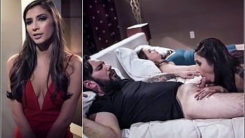 play Elle est très sûre qu'elle peut extraire le sperme de la bite de ce mâle